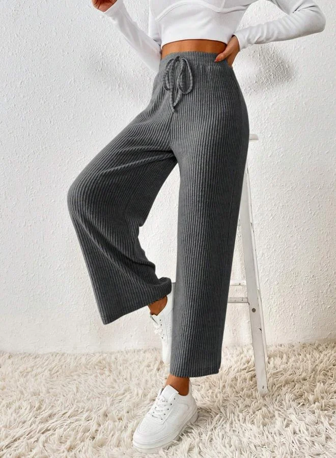 تايك تو بنطال سادة بنسيج بارز بخصر مطاطي وحبل شد