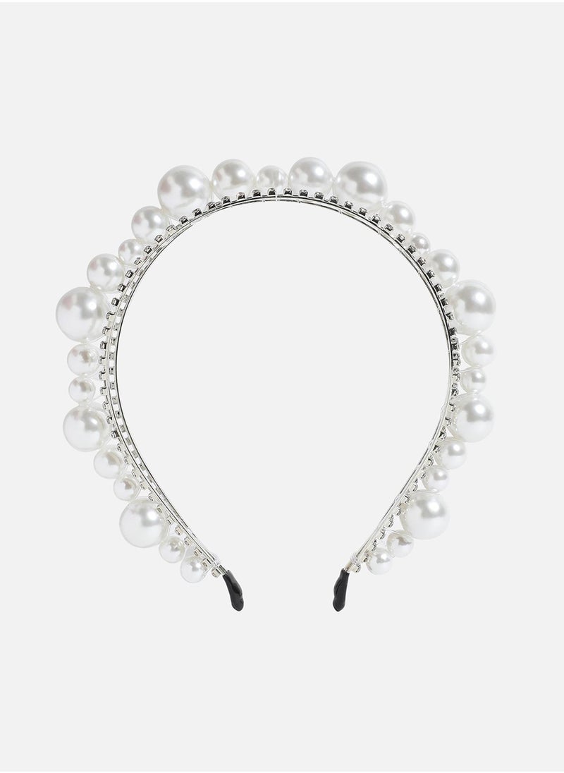 Chic Sparkle Embellished Hairband - pzsku/ZB4ACAC2F5FC402C33DD8Z/45/_/1731915677/e29fe060-b20b-44a9-9647-5115c8533615