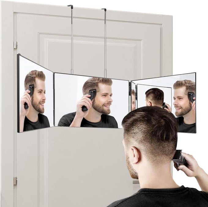DESKTOP MAKEUP MIRROR PORTABLE PRINCESS FOLDING MAKEUP MIRROR WITH TELESCOPING HOOKS WALLMOUNTED TRIFOLD MIRROR WITH RETRACTABLE HOOK IDEAL GIFT FOR MEN OR WOMEN