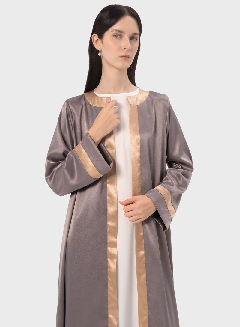 ديميور عباية بتفاصيل مخططة - Image 4