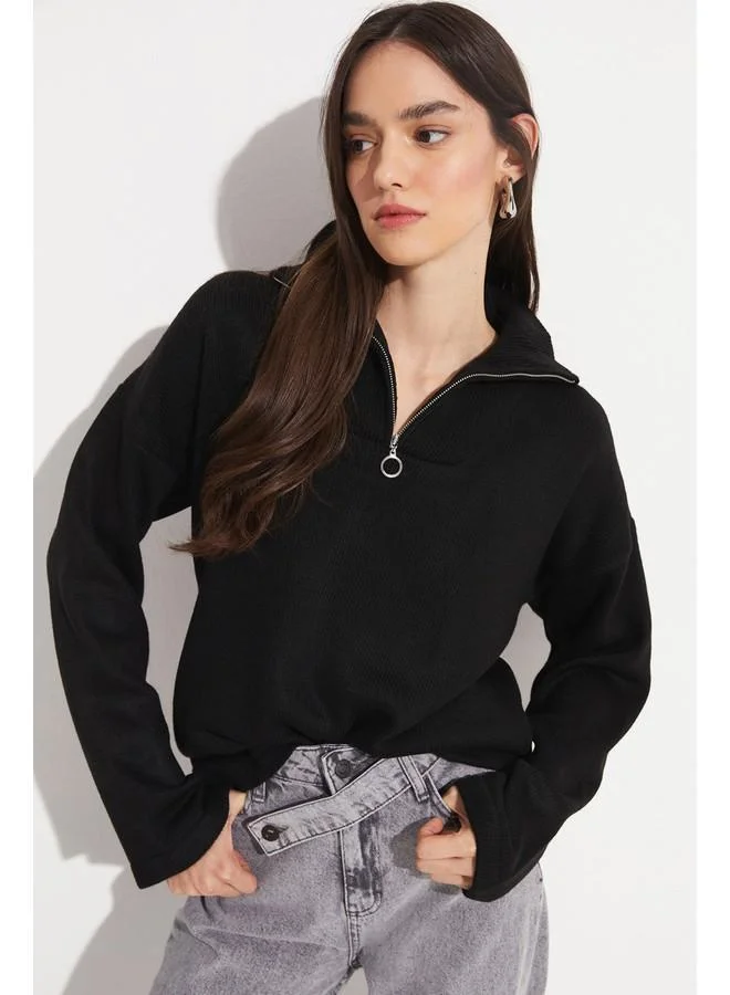 جون June Women Regular Fit Zipper Detailed High Neck Striped Knitwear Sweater Black