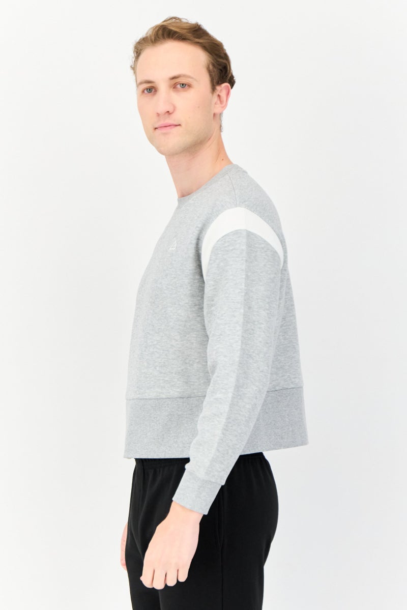 GIORDANO G-Motion Men Sportswear Fit Long Sleeve Outdoor Sweatshirt, Grey  - Image 2