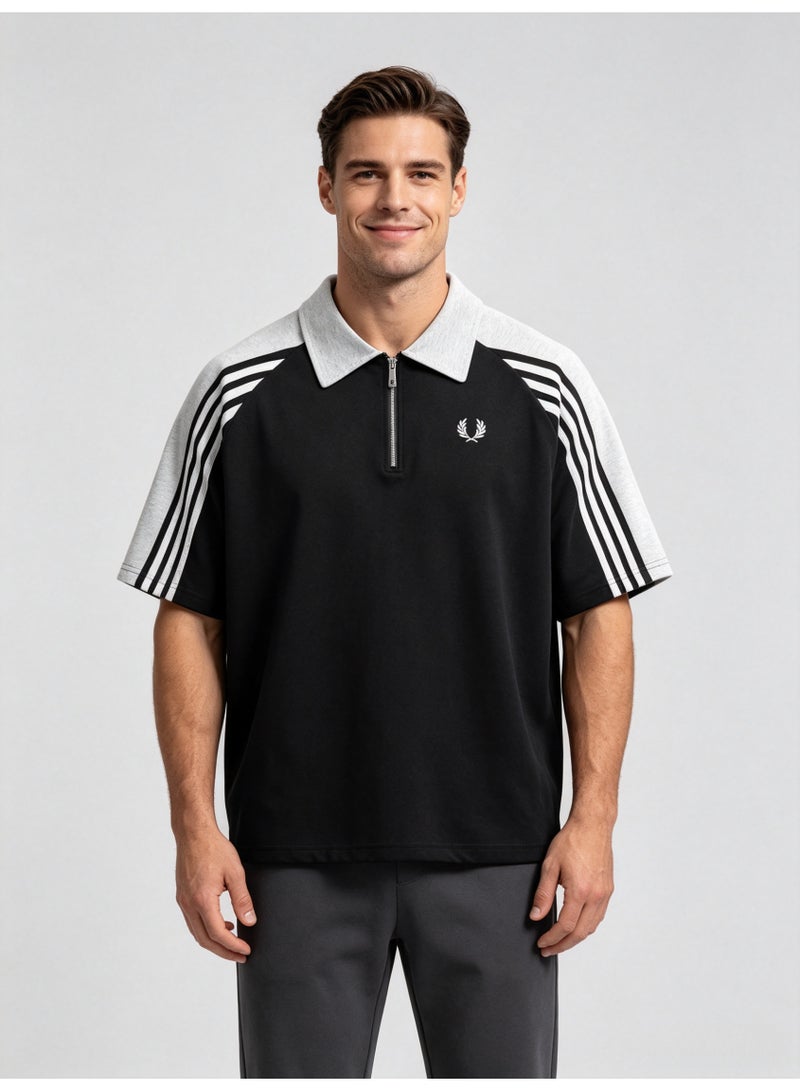فريد بيري Fred Perry Men's Quarter Zip Short Sleeve Polo Shirt, Color‑Block Raglan Top with 3‑Stripe Sleeve Detail, Embroidered Laurel Wreath Logo Retro Casual Street Tee - Image 2