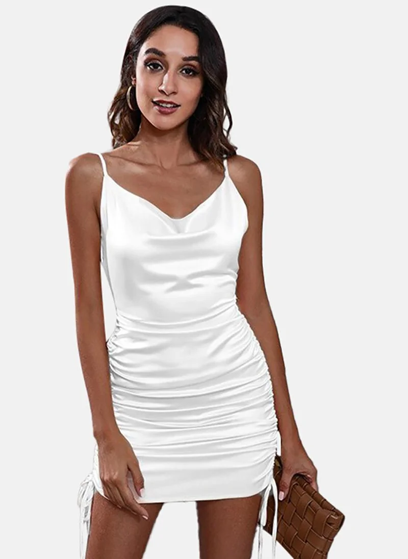 يونيكي White Ruched Sheath Mini Dress