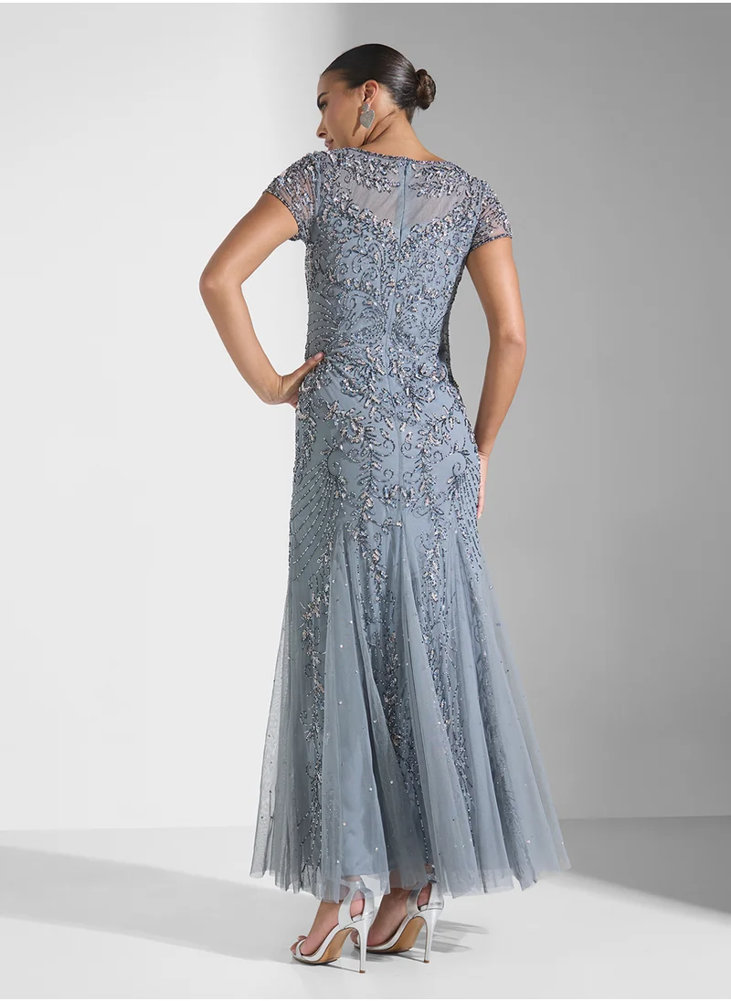 نمشي x Embellished Evening Dress