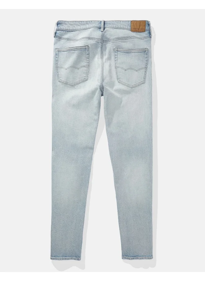 امريكان ايجل Light Wash Straight Fit Jeans