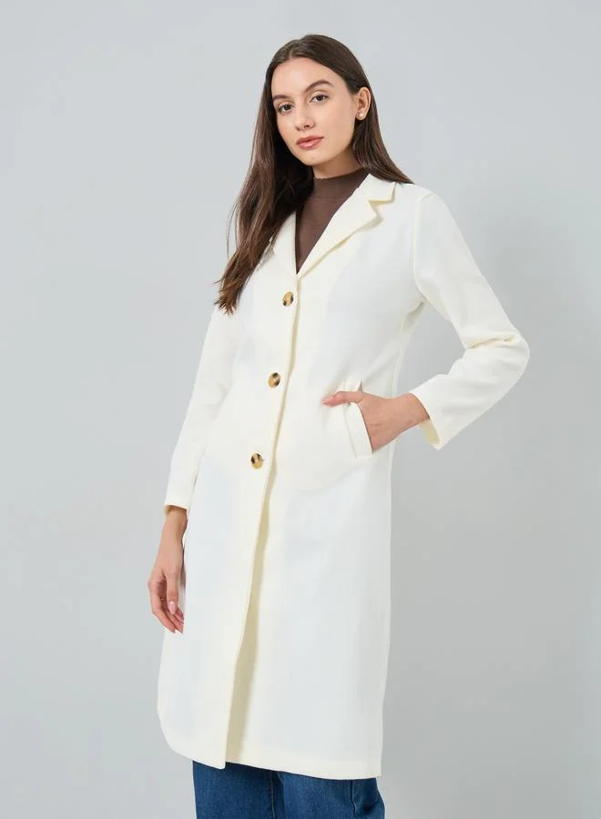 تايك تو معطف بلون سادة بتفاصيل جيوب يشبه الصوف