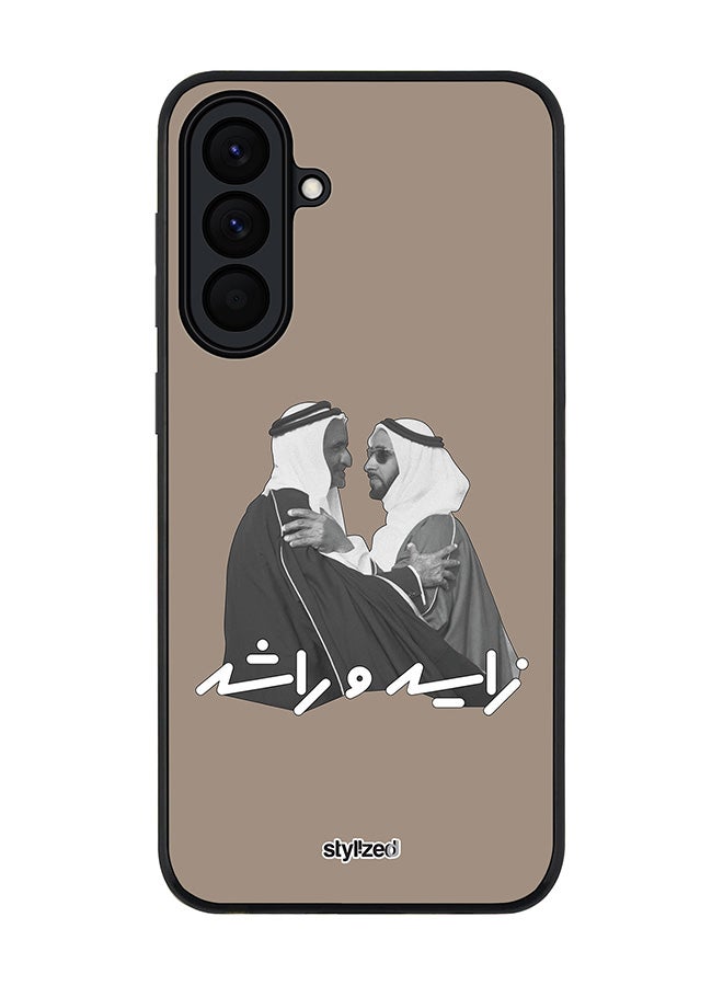 Stylizedd غطاء لهاتف سامسونج جالاكسي A57، حماية كاميرا نحيفة، غطاء هاتف مضاد للصدمات - الشيخ زايد والشيخ راشد رمادي دافئ - Image 1