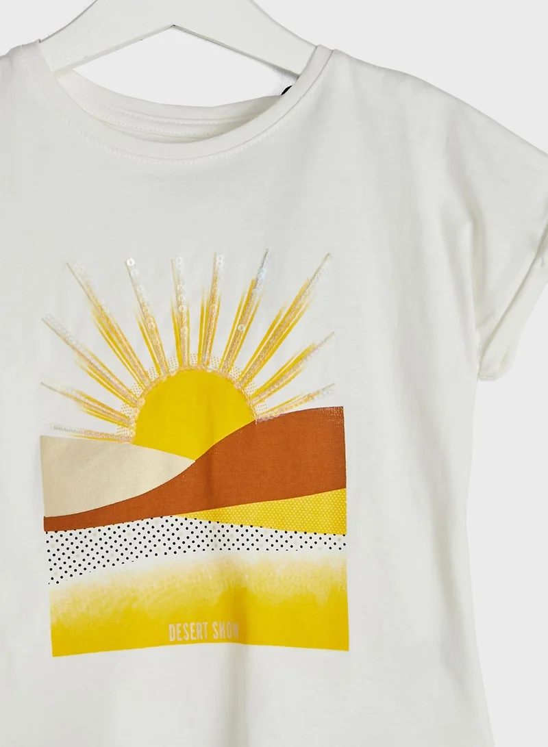 Ripples Round Neck Graphic T-Shirt