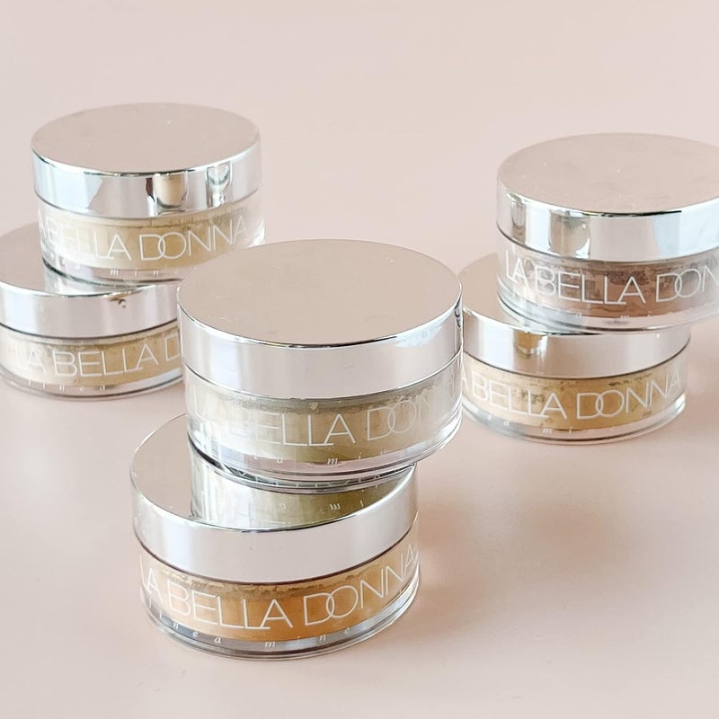 La Bella Donna Women's All-Natural Loose Mineral Foundation with SPF 50 - Caterina Shade - Image 3