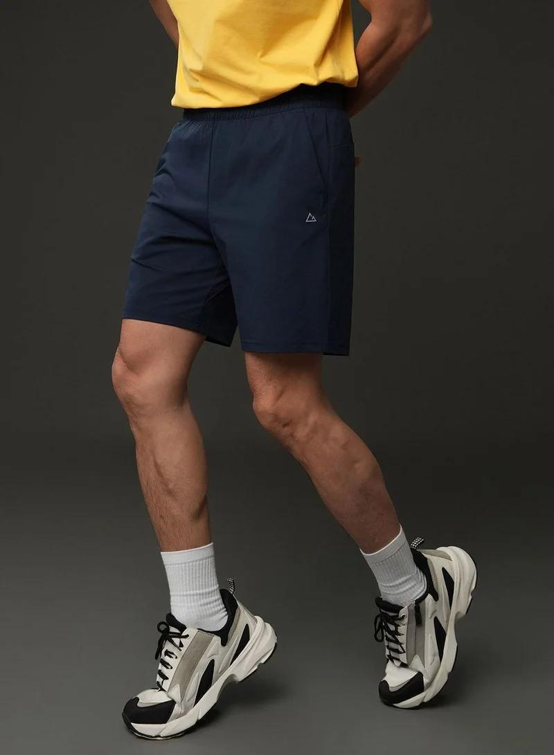 GIORDANO Men Regular Quick Dry G-Motion Shorts