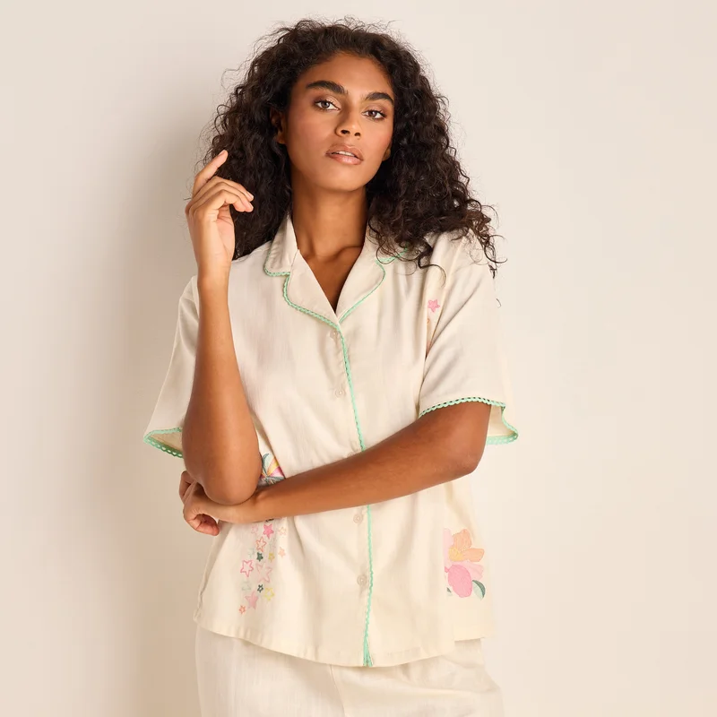 سبلاش فيڤ Embroidered Shirt and Pyjama Set