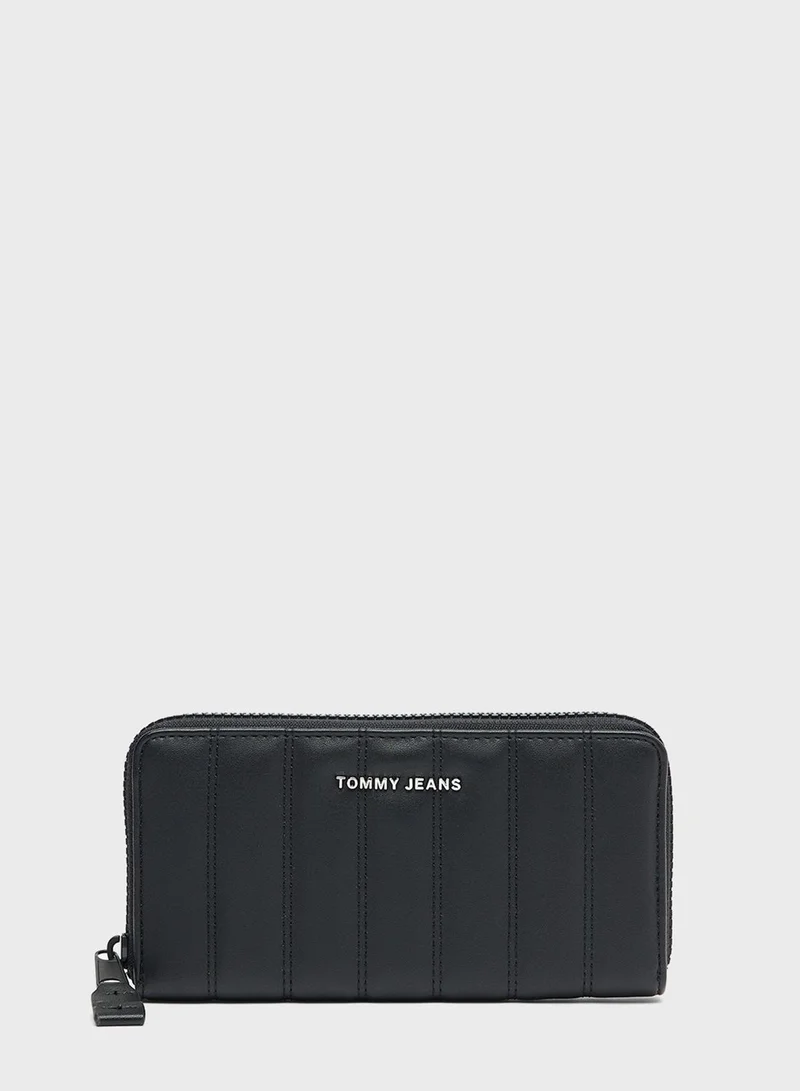 TOMMY JEANS Large Zip-Around Wallet