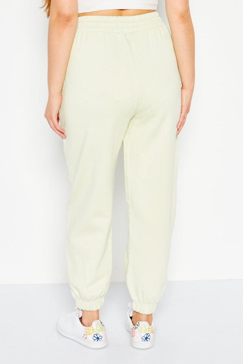 Levi's Women Regular Fit Solid Jogger Pants, Light Green  - Image 4