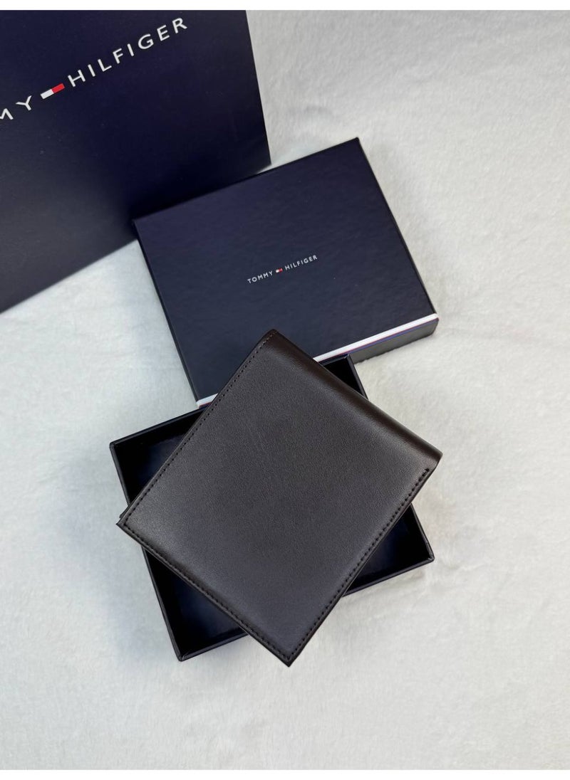 Tommy Hilfiger Plus Tommy Hilfiger Wallet For Men  - Image 4