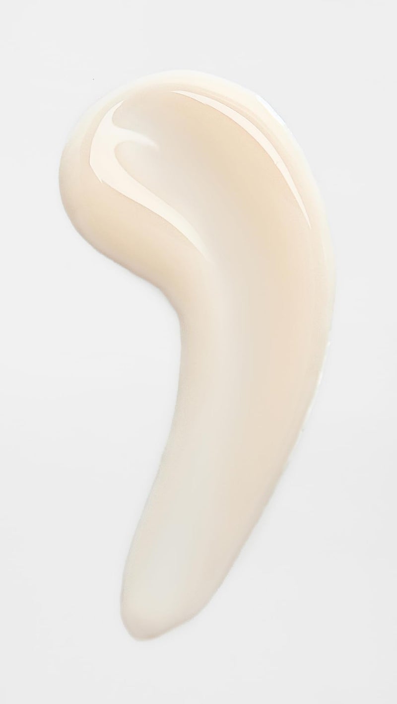 Tan-Luxe The Gradual Illuminating Gradual Tan Lotion, Hydrating Oil-Lotion Hybrid Self Tanner, For Daily Use, Buildable, Natural Glow, Vegan, Cruelty-Free, Streak-Free, 8.45 fl. oz/250 ml Bottle - Image 3