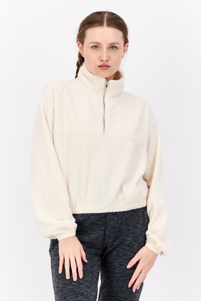 NIA سويت شيرت نسائي بأكمام طويلة وياقة عالية، كريمي - Image 1