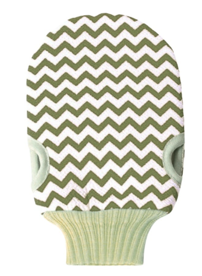 قفاز التقشير العميق المبتكر بمقاس 12  × 22 سم للتخلص من "ستروبري ليجز" وجفاف الجلد - ليفة حمام بخيوط متينة وسماكة عالية لتقشير الجسم بالكامل - تعمل على توحيد لون البشرة وتقليل الكيراتين - تصميم مزدوج الفتحات للاستخدام السهل والفعال- لون عشوائي - Image 1