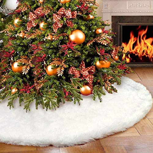 yuboo White Fur Christmas Tree Skirt, 48 inches Snow White Fluffy Xmax Tree Rug Skirt for Christmas Tree Decorations Ornaments Winter Holiday Decor - Image 1