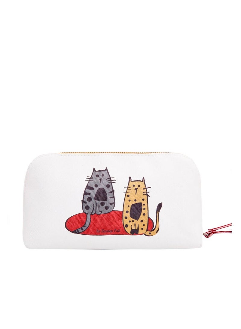 بيج ديزاين حقيبة مستحضرات التجميل للسفر بتصميم بيج كاتس - Image 1