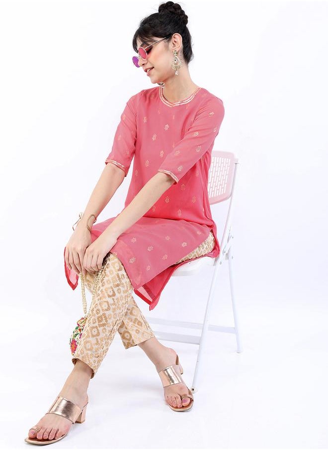 Vishudh Women Pink & Gold-Toned Floral Printed Straight Kurta by Styli  - Image 2