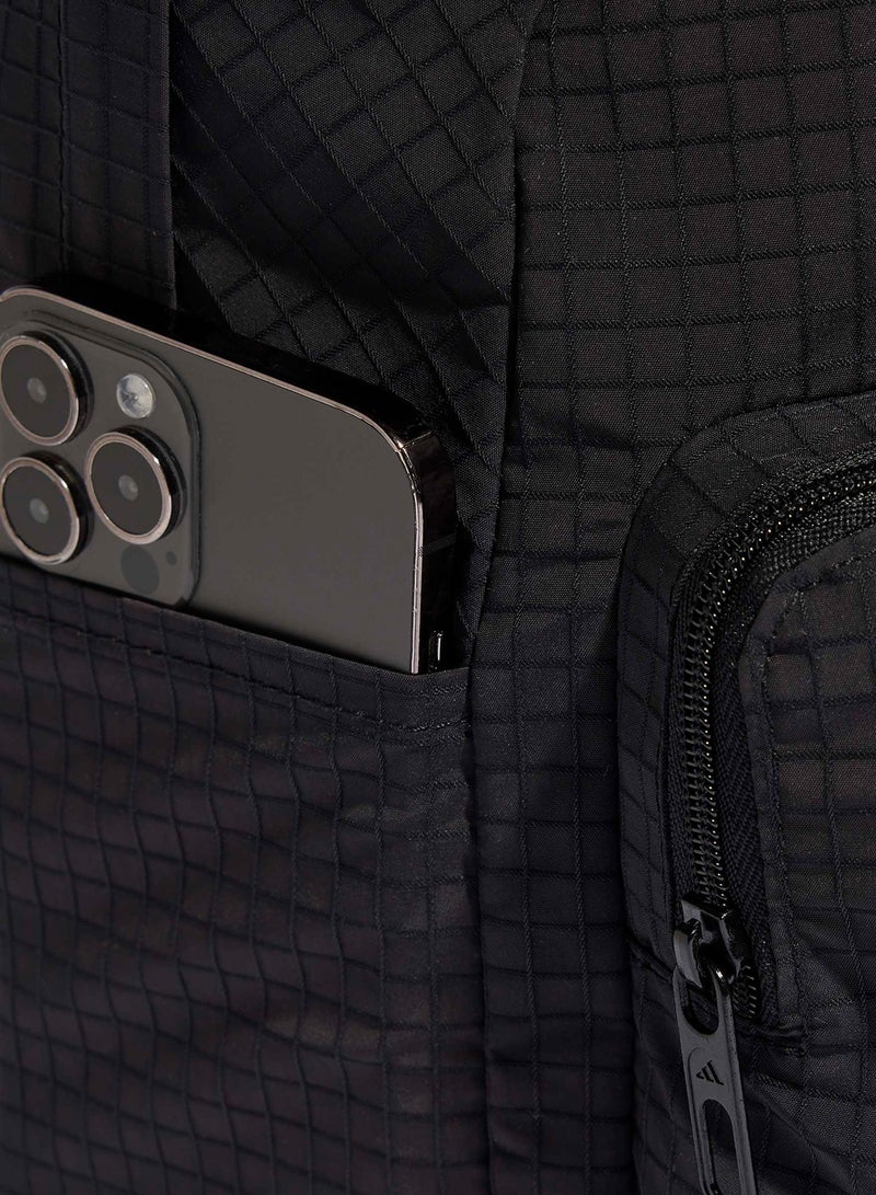 اديداس حقيبة ظهر أساسية للعودة إلى الحرم الجامعي - Image 4