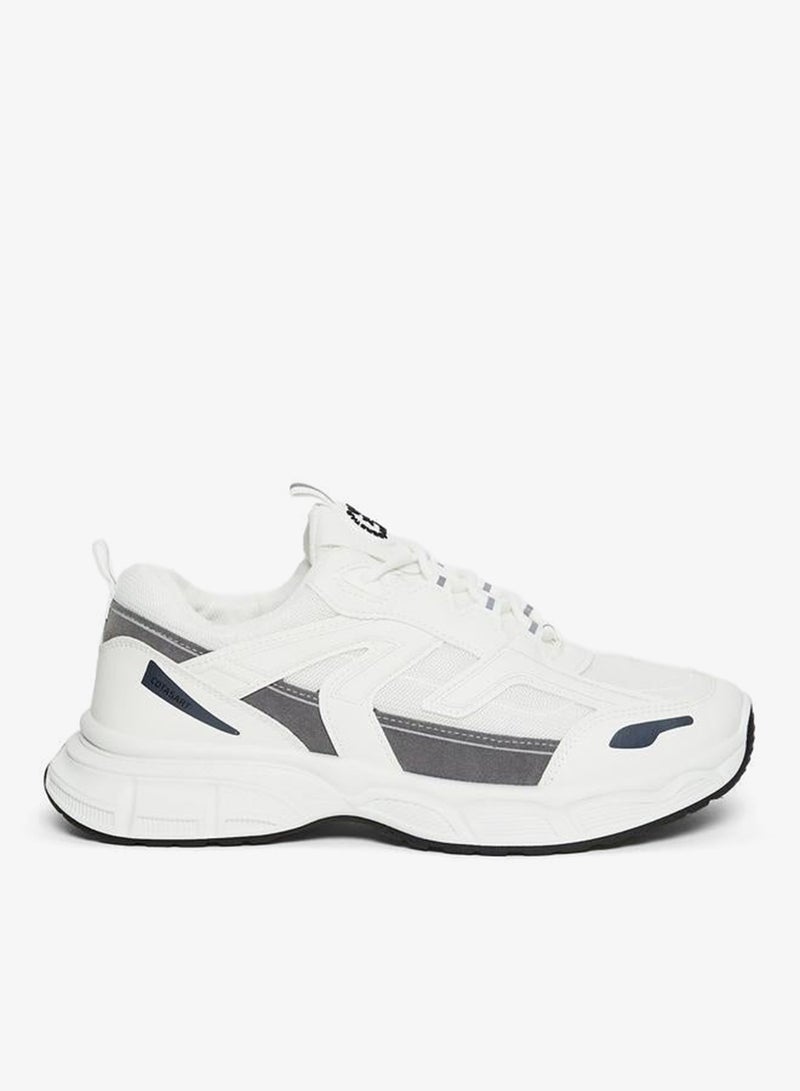 ستايلي اكتيف ستايلي سنيكرز بكعب عريض وتفاصيل خياطة ورباط أمامي - Image 1