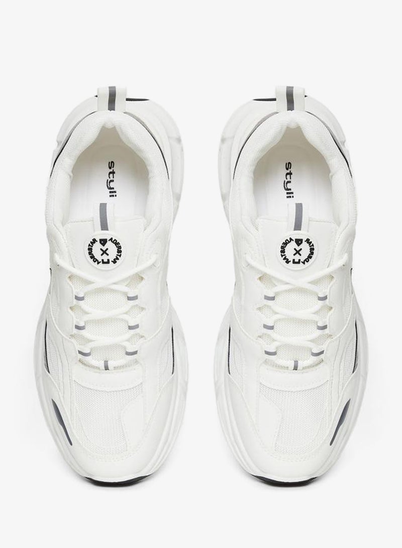 ستايلي اكتيف ستايلي سنيكرز بكعب عريض وتفاصيل خياطة ورباط أمامي - Image 4