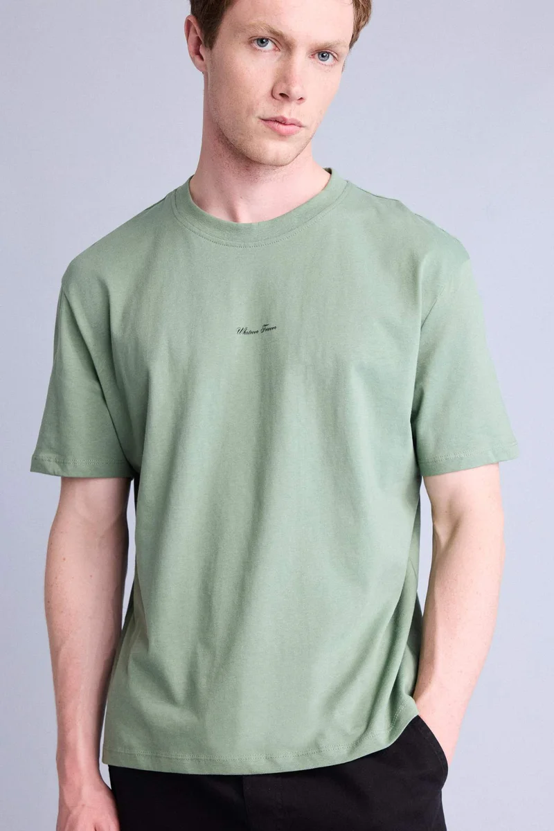 ديفاكتو Regular Fit Printed Short Sleeve T-Shirt