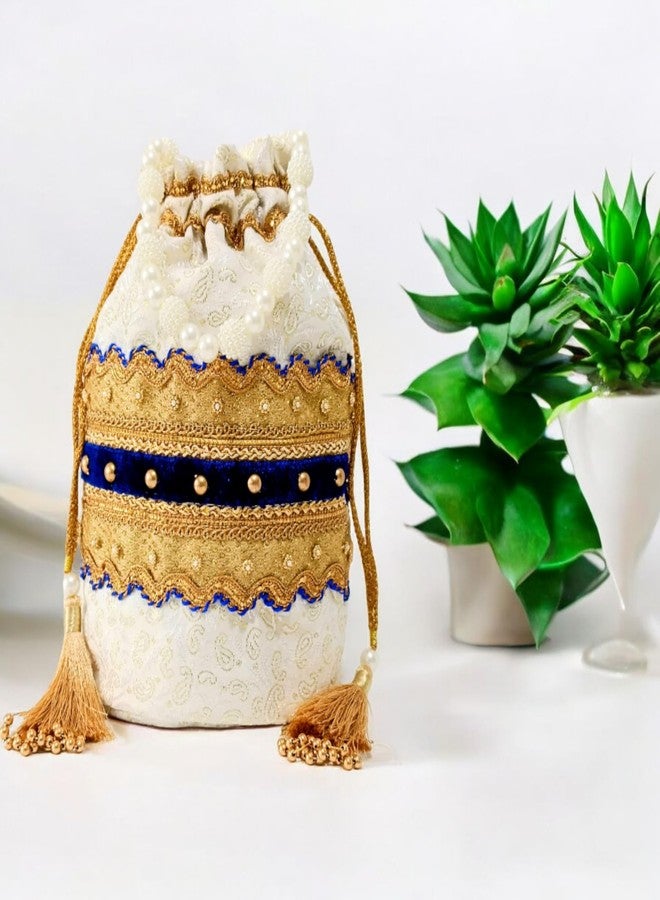 حقيبة بوتلي أنيقة مصنوعة يدويًا من AAIKUn، بتصميم عصري لحفلات الزفاف، مزودة بمقبض من اللؤلؤ وشرابة ذهبية وبيضاء مطرزة، مناسبة للنساء والفتيات، سهلة الغسل اليدوي، عبوة من قطعة واحدة. - Image 2