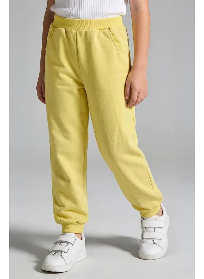 Perendi Unisex Kids Basic Jogger Sweatpants 2‑Piece Set – Yellow & Pistachio Green.
