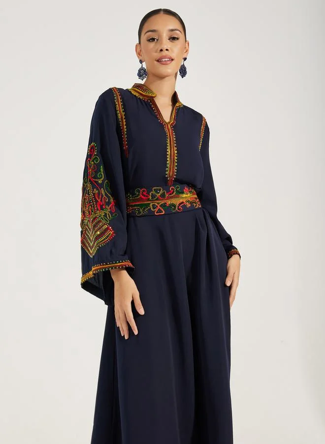 مكسيم كريشن جلابية مطرزة بدانتيل متعدد من ستايلي