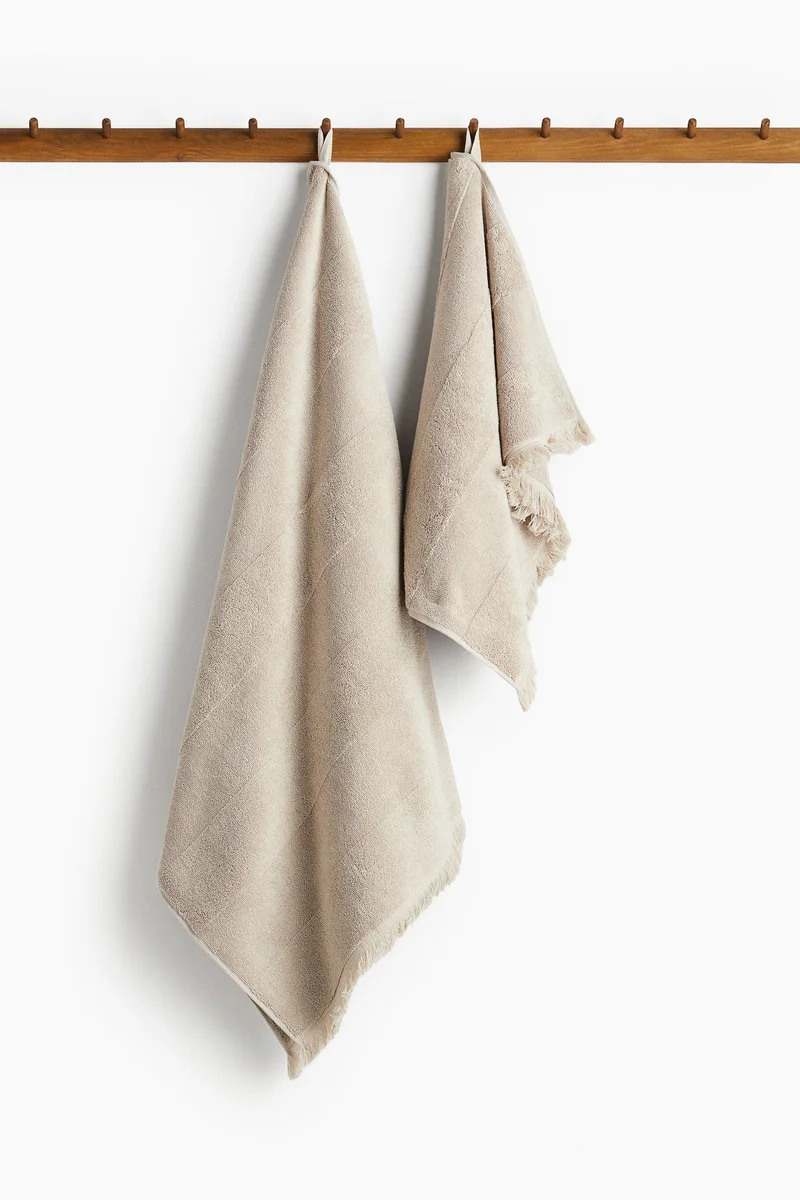 H&M Cotton terry bath towel