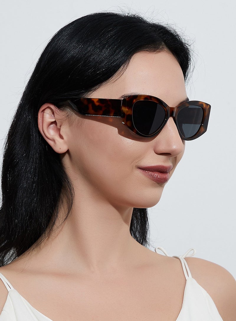 نظارات Cat-Eye العصرية الأوروبية والأمريكية النظارات الشمسية للرجال الشمسيين من أجل الأسلوب الجديد للسيدات - Image 3