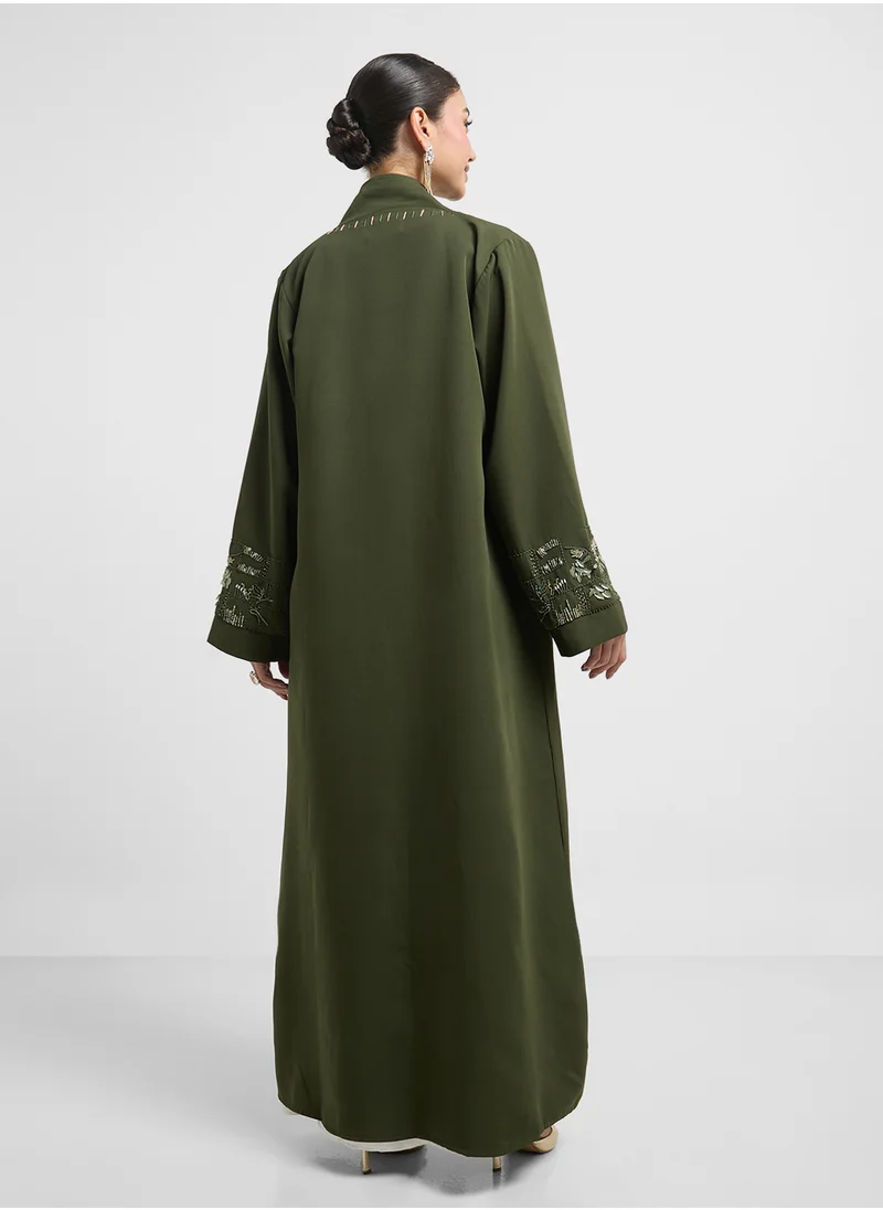hayas closet V-Neck Embroidered Flared Sleeve Abaya