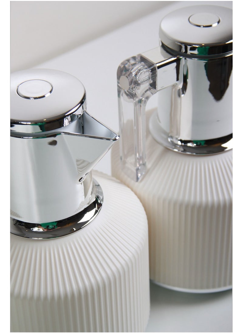 Generic - A set of thermoses, tea and coffee - Image 1