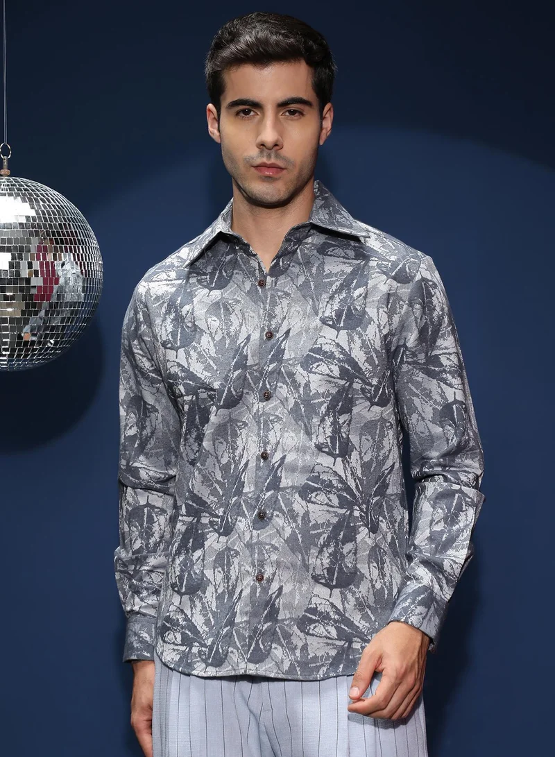 Campus Sutra Men's Indigo Blue Willow-Foliage Imprint Shirt For Casual Wear | Spread Collar | Long Cuffed Sleeves | Button Closure | Shirt Shirt Crafted With Comfort Fit For Everyday Wear