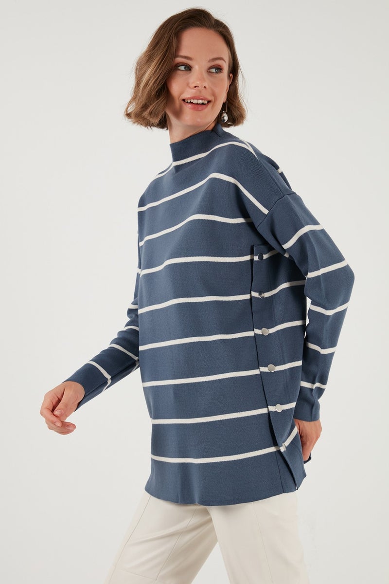 Lela Striped Stand Collar Oversize Knitwear Sweater Women's Sweater 4615197Y  - Image 4