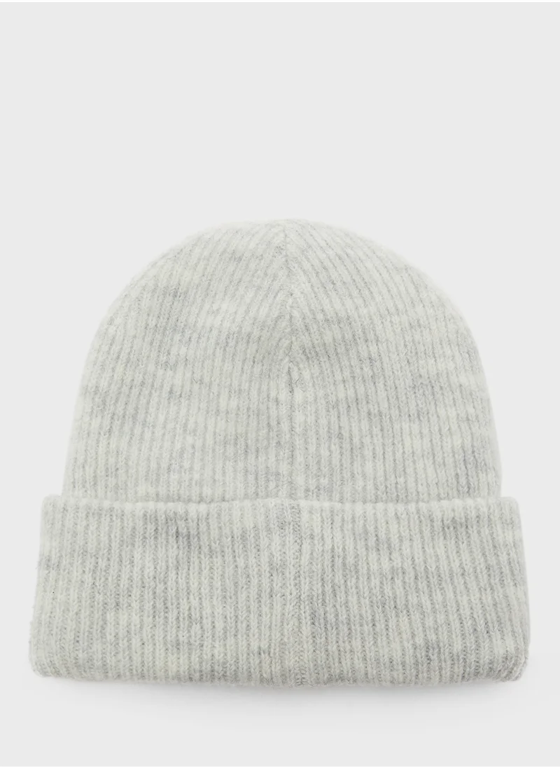 American Eagle Essential Bestie Knitted Beanie