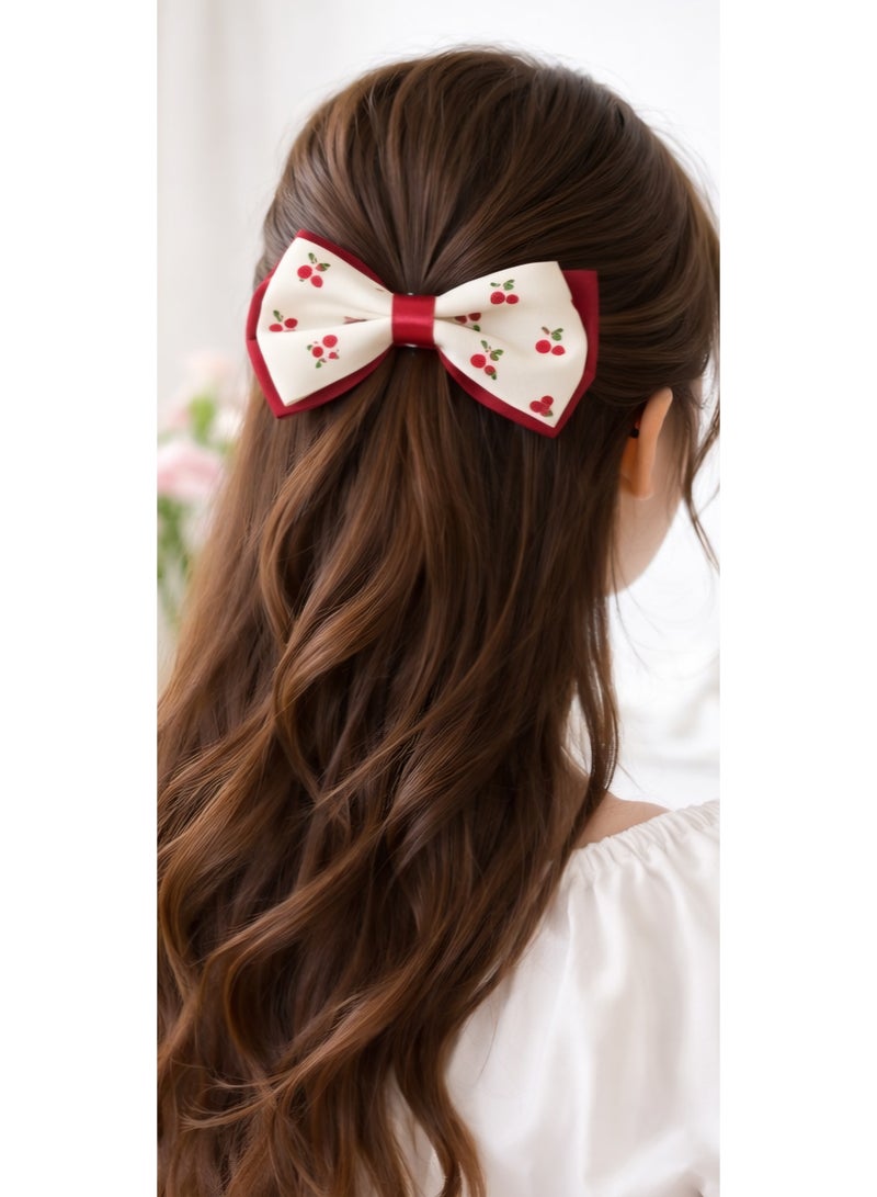 طقم إكسسوارات شعر بناتي – ٢ مشبك فيونكة كريز + ٢ قفاش صغير أحمر - Image 3