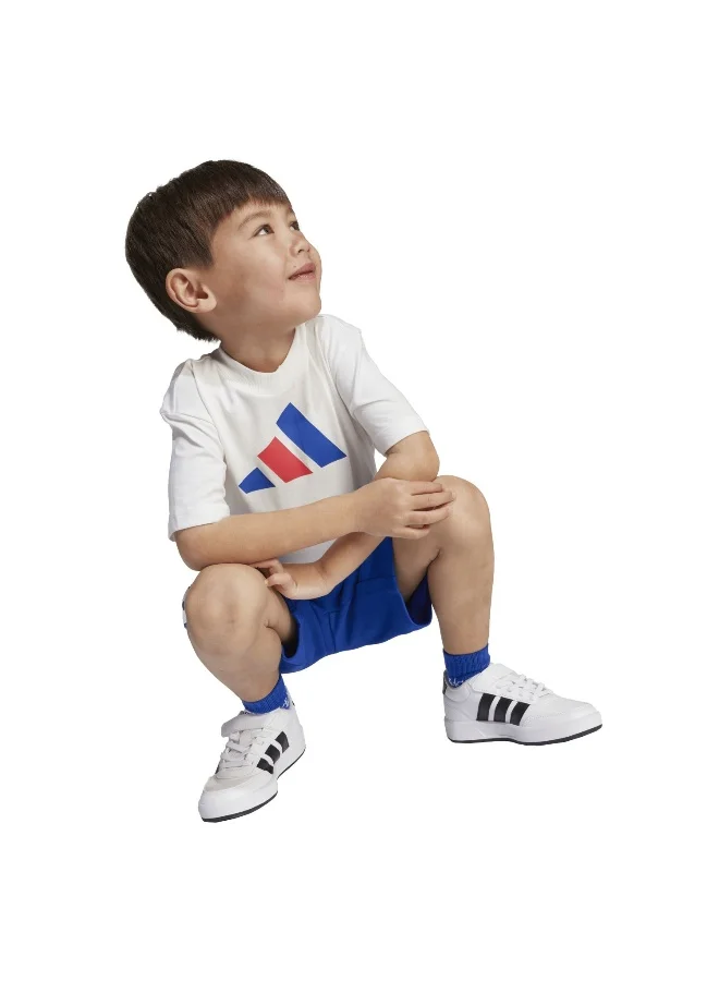 adidas Lk Bl Tee 160 White Graphic Tee (Short Sleeve) T-Shirts For Kids