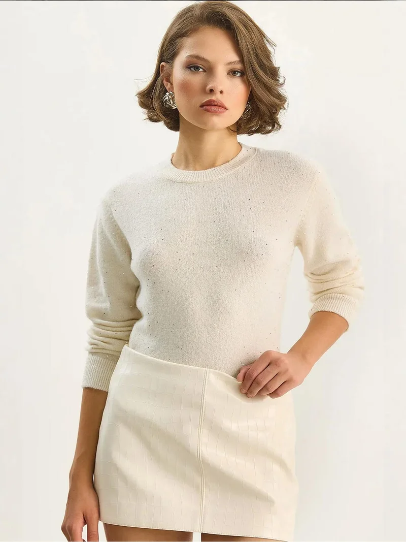LUCCI Crew Neck Knit Sweater