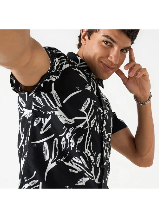 Lee Cooper Lee Cooper Regular Fit All-Over Print Shirt with Short Sleeves