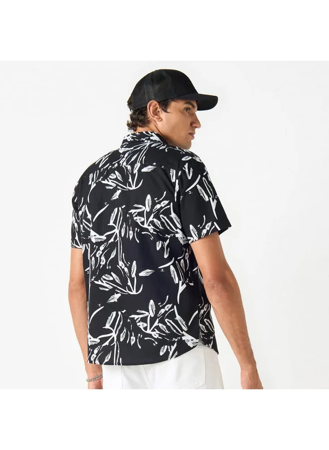 Lee Cooper Lee Cooper Regular Fit All-Over Print Shirt with Short Sleeves