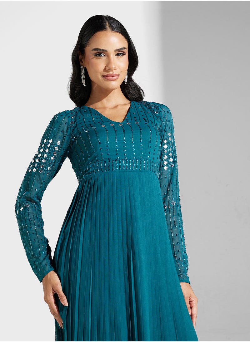 Amelia Rose V-Neck Embellished Mesh Detailed Dress  - Image 3
