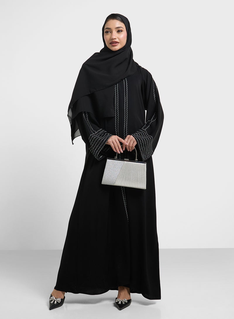 hayas closet Combination Of Stonework And Embroidery Abaya  - Image 5