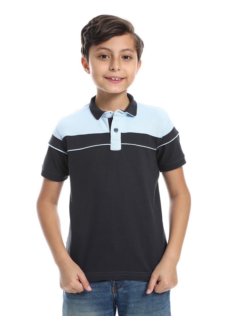 سيزار تيشرت بولو أولادي مزود بياقة وزراير - Image 1