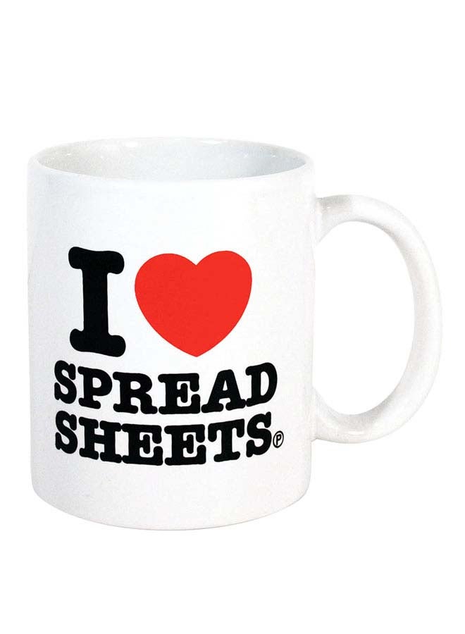 مج بطبعة قلب مع كلمة "Spreadsheets"