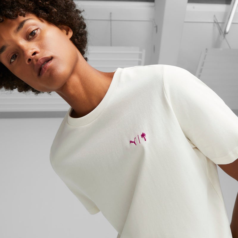 بوما تيشيرت مزين برسومات PUMA x PALM Tree Crew للرجال - Image 5