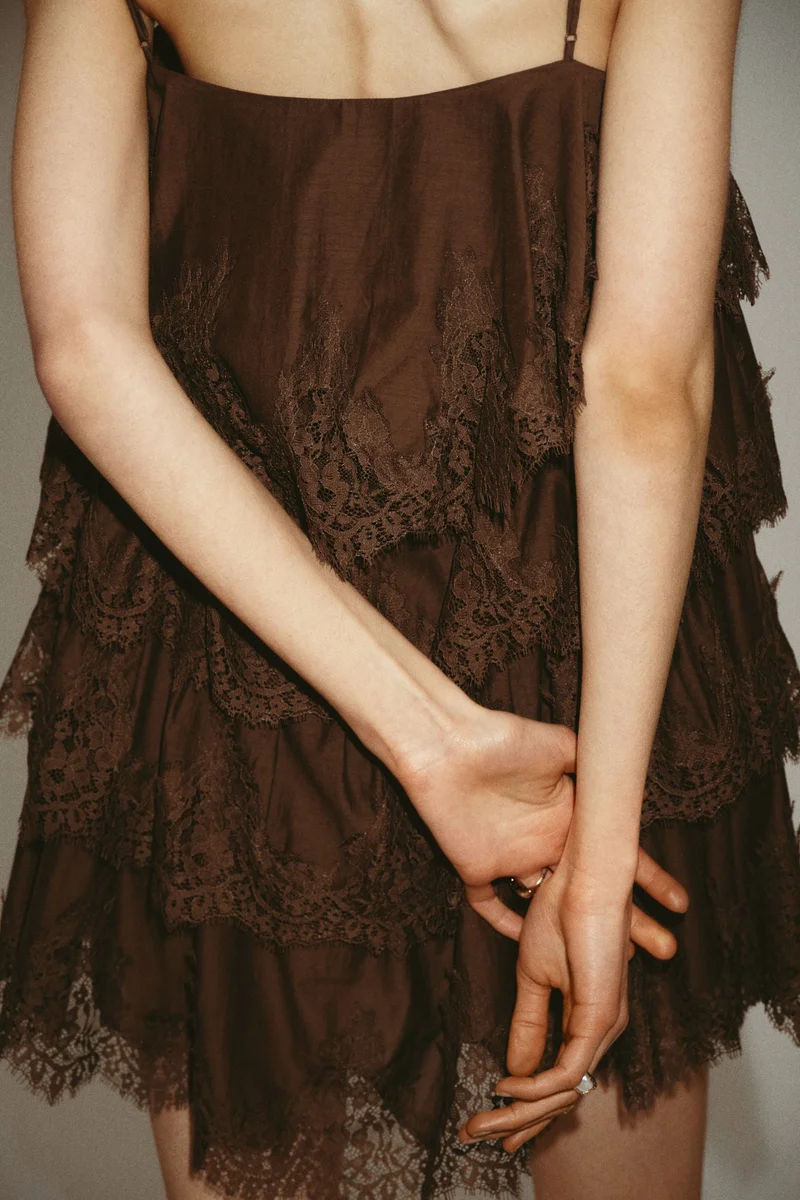 H&M  Tiered lace-trimmed dress for Women | Best Price UAE
